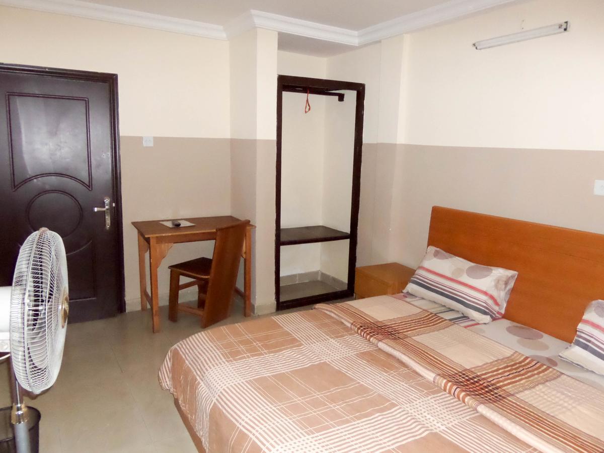 Wonder King Hotel Lagos Extérieur photo