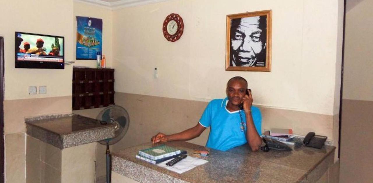 Wonder King Hotel Lagos Extérieur photo